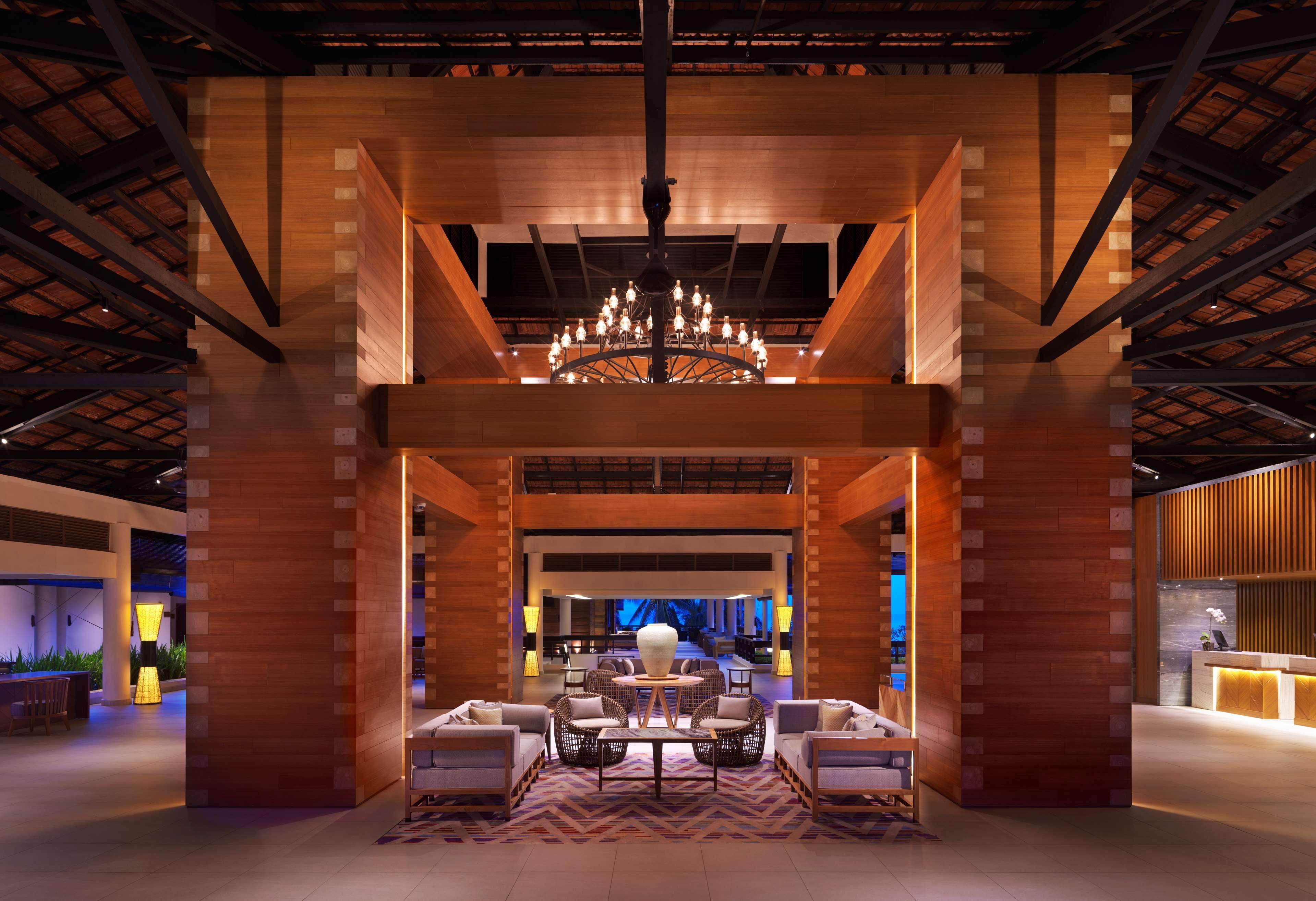 Hyatt Regency Kuantan Resort Esterno foto The lobby of the hotel