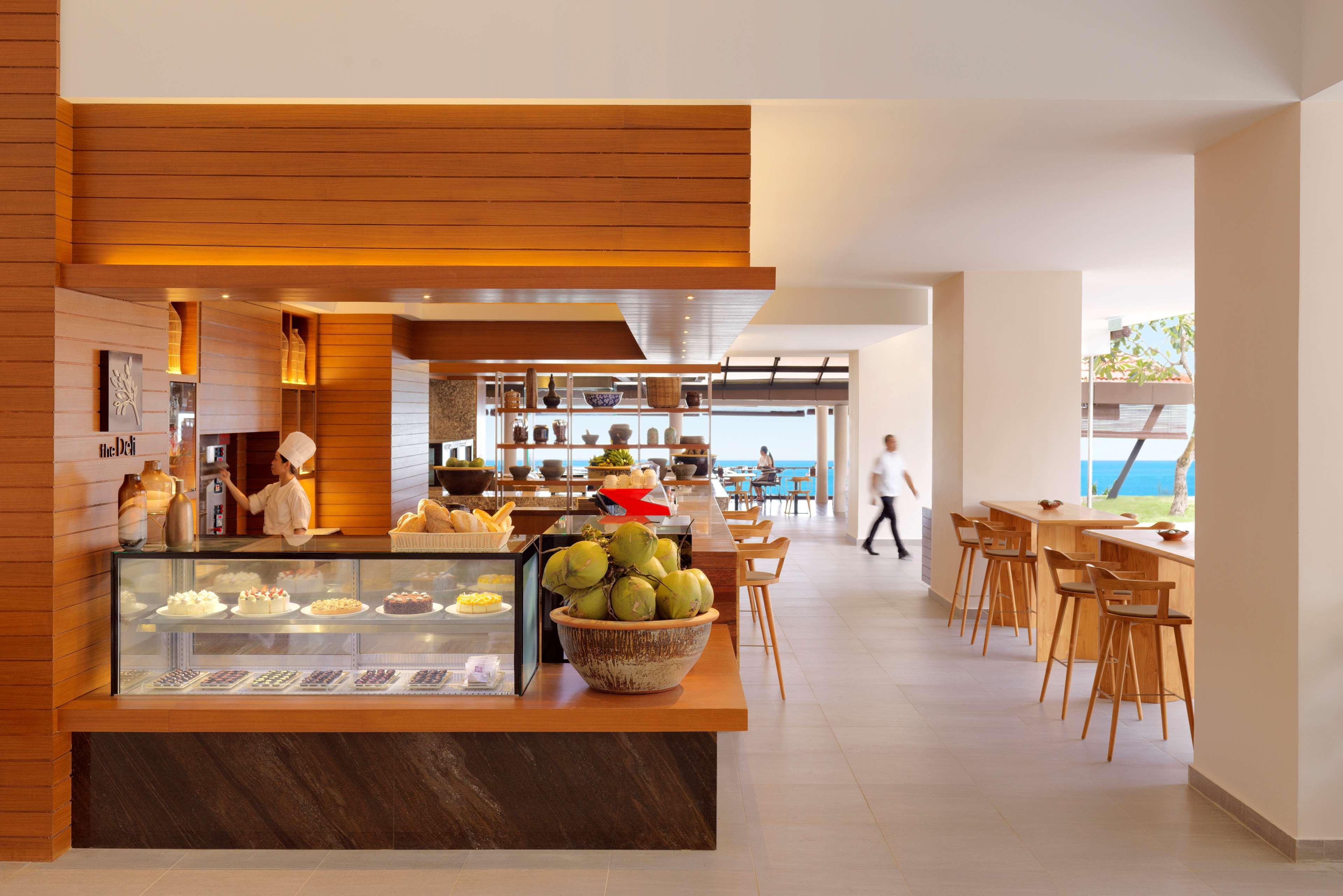 Hyatt Regency Kuantan Resort Esterno foto The Beach Club